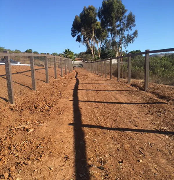 Vinyl, Wood, Iron & Chain Link Fence near Escondido